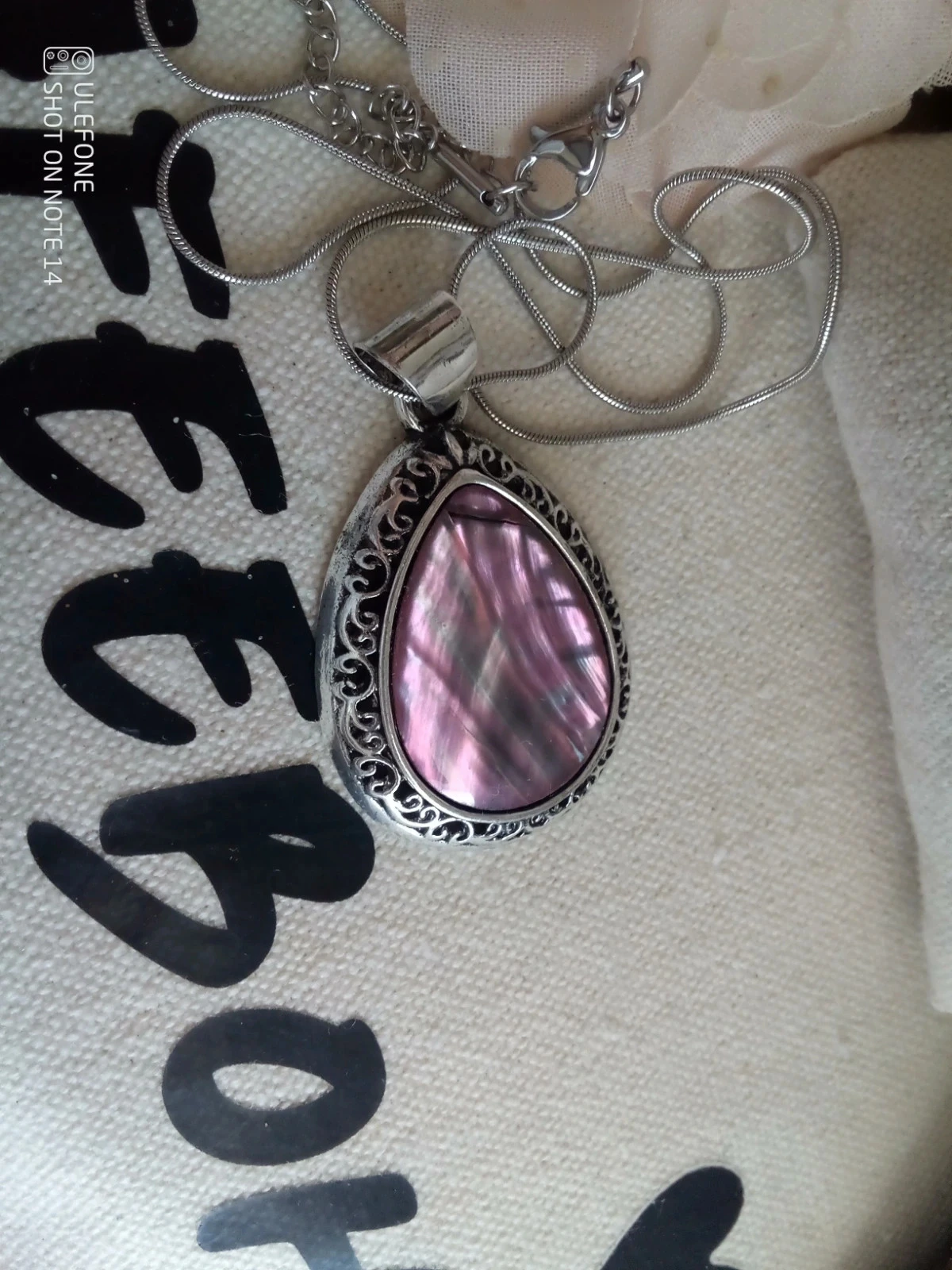 Collier pendentif argenté avec nacre naturelle – photo 2
